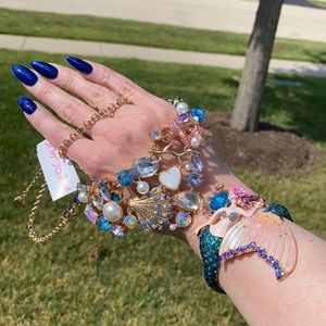 Betsy Johnson Mermaid Bracelet and Shell N…